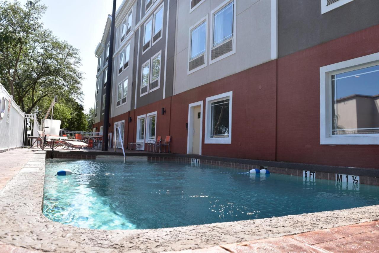 Holiday Inn Express Venice By Ihg Ngoại thất bức ảnh